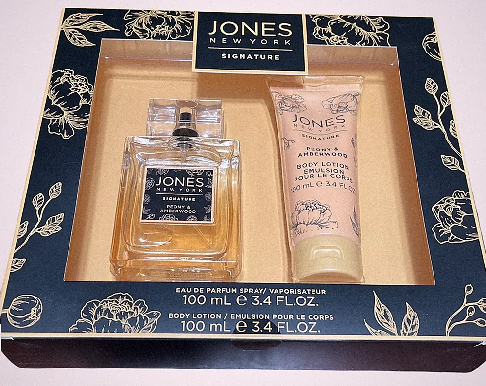 (1)Jones New York Signature Peony & Amberwood Eau de Parfum Fragrance Gift Set