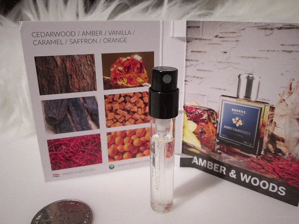 Amber & Woods Superz extrait de parfum official carded sample Sultry 0.05 fl oz.