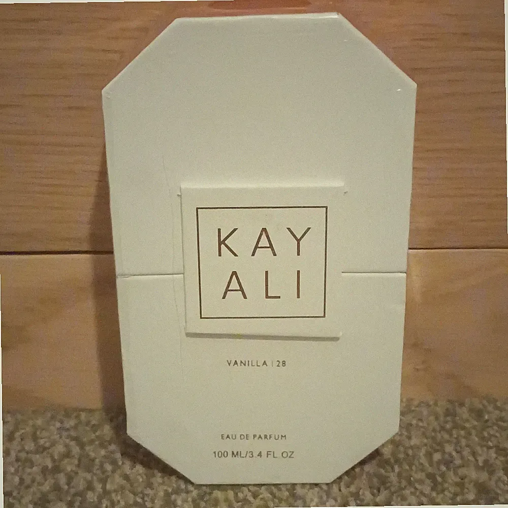 Kayali Vanilla | 28 Eau de Parfum Spray 100ml 3.4 fl oz Vanilla Orchid Tonka