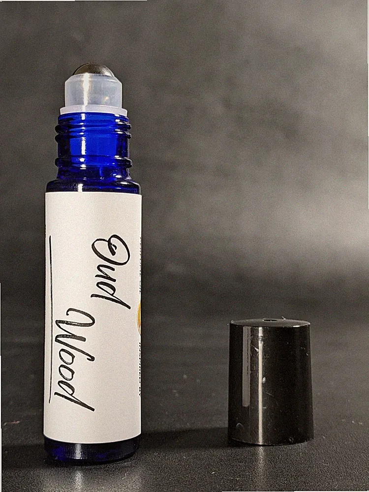 OUD WOOD type Perfume Oil Impression - Fragrance Body Oils - 10ml - Unisex